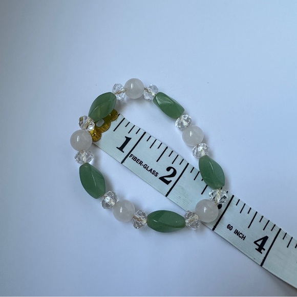 Vintage Semi-Precious Bead Green Chalcedony Rock Crystal Quartz Stretch Bracelet - Picture 2 of 8